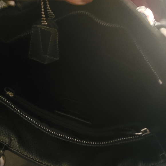 Coach Leather Purse - Picture 3 of 4